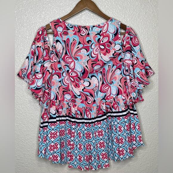 Crown & Ivy Womens Pink Floral Cold Shoulder Bell Sleeve Size L - Picture 3 of 4